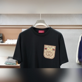 Gucci — новая весенне-летняя коллекция