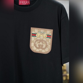 Gucci — новая весенне-летняя коллекция