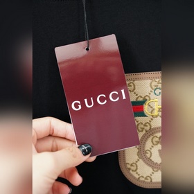 Gucci — новая весенне-летняя коллекция