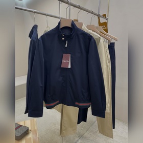 Рекомендуем： цена рубашки — 3700, цена