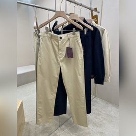Рекомендуем： цена рубашки — 3700, цена
