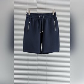 Новые кожаные шорты Hermès с логотипом