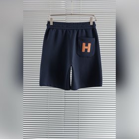 Новые кожаные шорты Hermès с логотипом