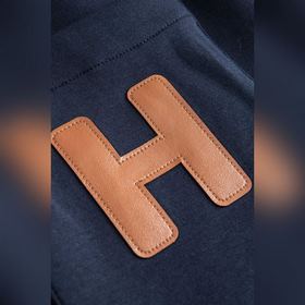 Новые кожаные шорты Hermès с логотипом
