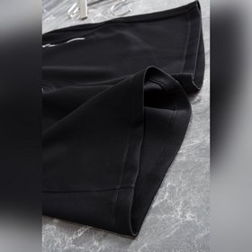 Новые кожаные шорты Hermès с логотипом