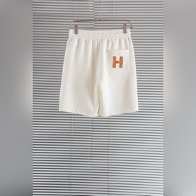 Новые кожаные шорты Hermès с логотипом
