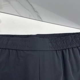Hermes — новые модели брюк в стиле кэж