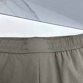Hermes — новые модели брюк в стиле кэж