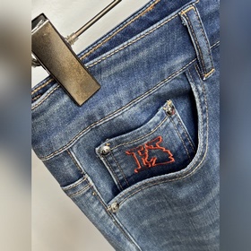 Эксклюзивная новинка от Hermes： модные
