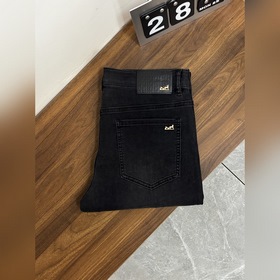 Эксклюзивная новинка от Hermes： модные