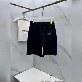 Hermes： новые модели шорт в стиле кэжу
