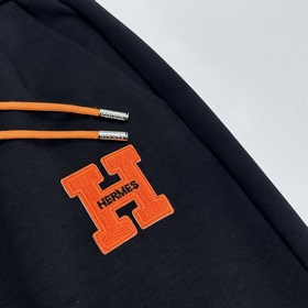 Hermes： новые модели шорт в стиле кэжу
