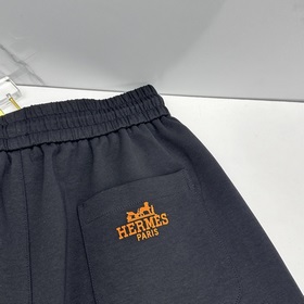 Hermes： новые модели шорт в стиле кэжу