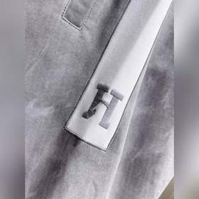 Hermès： с полным набором логотипов, но