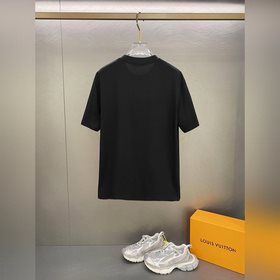 Новейшая коллекция Hermès 2026： высоко