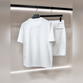 Новая весенняя коллекция Hermes： компл