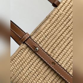 Loewe — традиционная квадратная плетен