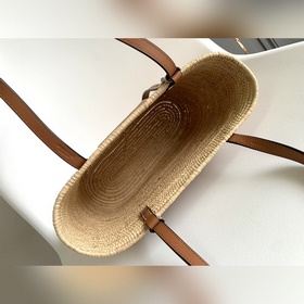 Loewe — традиционная квадратная плетен
