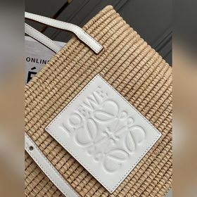 Loewe — традиционная квадратная плетен