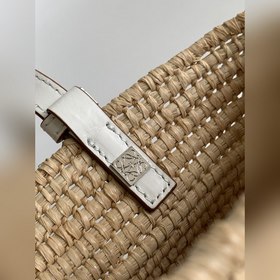 Loewe — традиционная квадратная плетен