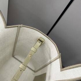 Новая сумка Loewe Font Tote из жаккард