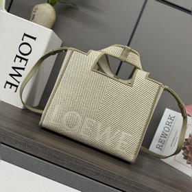 Новая сумка Loewe Font Tote из жаккард
