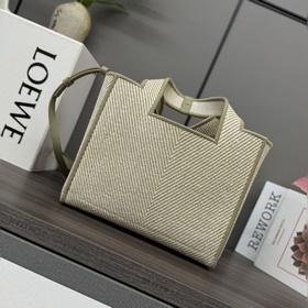 Новая сумка Loewe Font Tote из жаккард