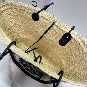 Loewe Сумка Anagram Basket из волокон