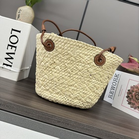 Loewe Сумка Anagram Basket из волокон