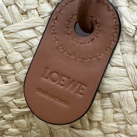 Loewe Сумка Anagram Basket из волокон