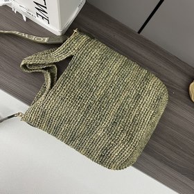 Сумка Loewe Slit в мини-формате из кок