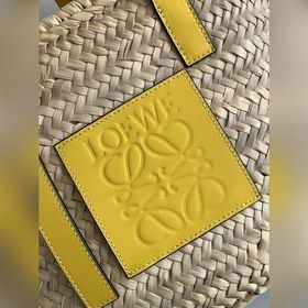 Loewe Плетеная корзина среднего разме