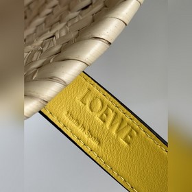 Loewe Плетеная корзина среднего разме