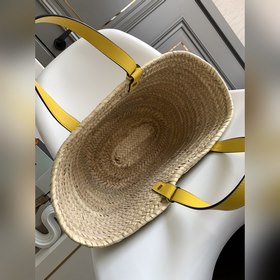 Loewe Плетеная корзина среднего разме