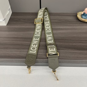 Anagram — двусторонняя вышитая бретель