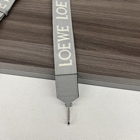 Anagram — двусторонняя вышитая бретель