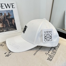 Новая модель Loewe с оригинальным диза