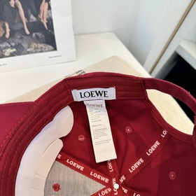 Новая модель Loewe с оригинальным диза