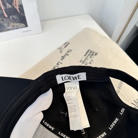 Новая модель Loewe с оригинальным диза