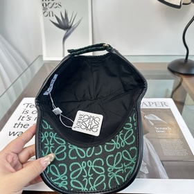 Новая бейсболка от Loewe [Лоэве], по