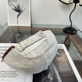 Новая бейсболка от Loewe [Лоэве], по