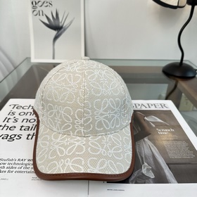 Новая бейсболка от Loewe [Лоэве], по
