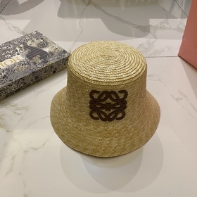 Loewe — соломенная рыбацкая шляпа