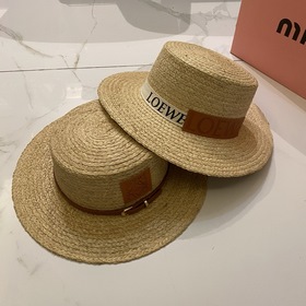 Loewe — шляпа с плоской тульей из рафи