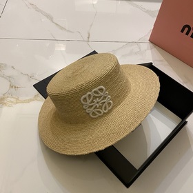 Loewe — шляпа с плоской тульей из соло