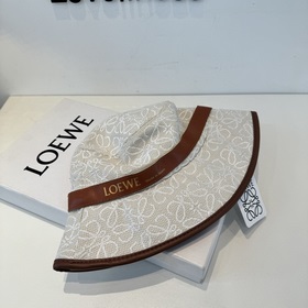Новая рыбацкая кепка от Loewe — отличн