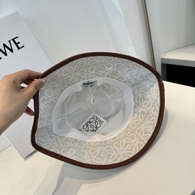 Новая рыбацкая кепка от Loewe — отличн