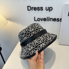 Новая рыбацкая кепка от Loewe — превос