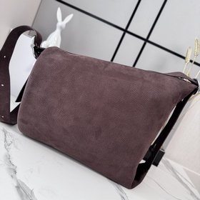 Сумка-ведро Loop из мягкой кожи Loewe