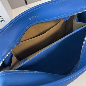 Loewe Amazona 180 из телячьей кожи в б